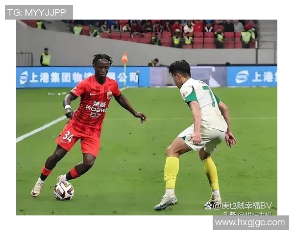 成都足球队在世界锦标赛中的辉煌历程与突破成就全景回顾 成都足球队在世界锦标赛中的辉煌历程与突破成就全景回顾